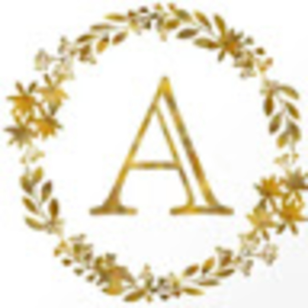 Meet your Posher, Ava